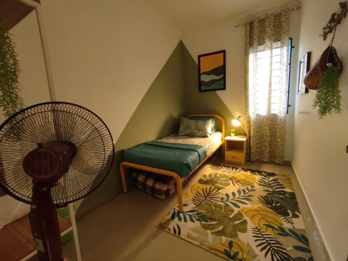 Mini Green Homestay Кулай Екстер'єр фото