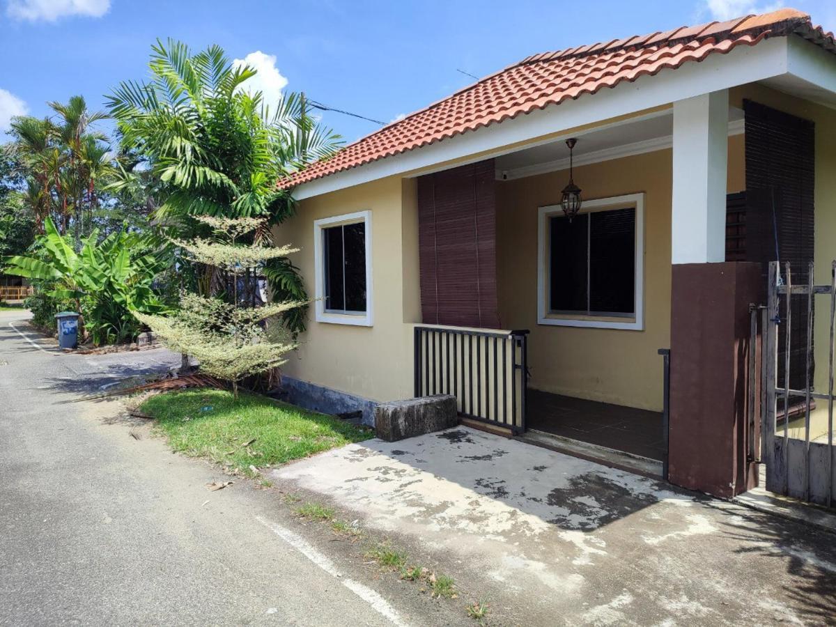 Mini Green Homestay Кулай Екстер'єр фото
